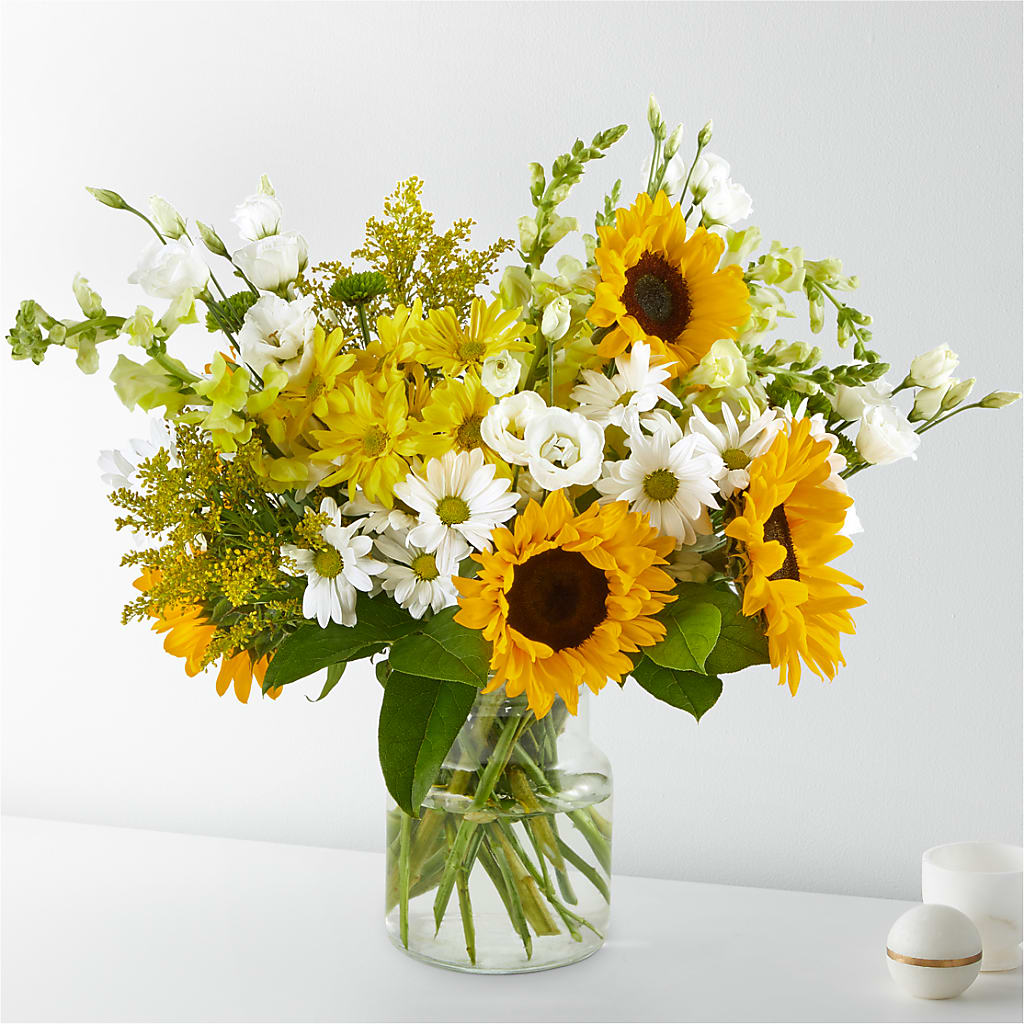 Hello Sunshine Bouquet – Roseland Floral Co Inc, Charlotte NC