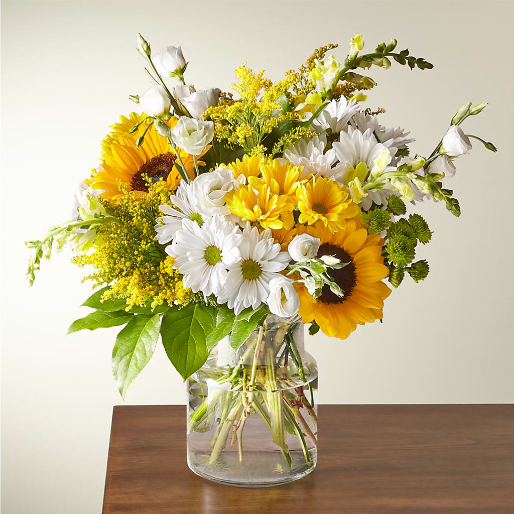 Hello Sunshine Bouquet – Roseland Floral Co Inc, Charlotte NC