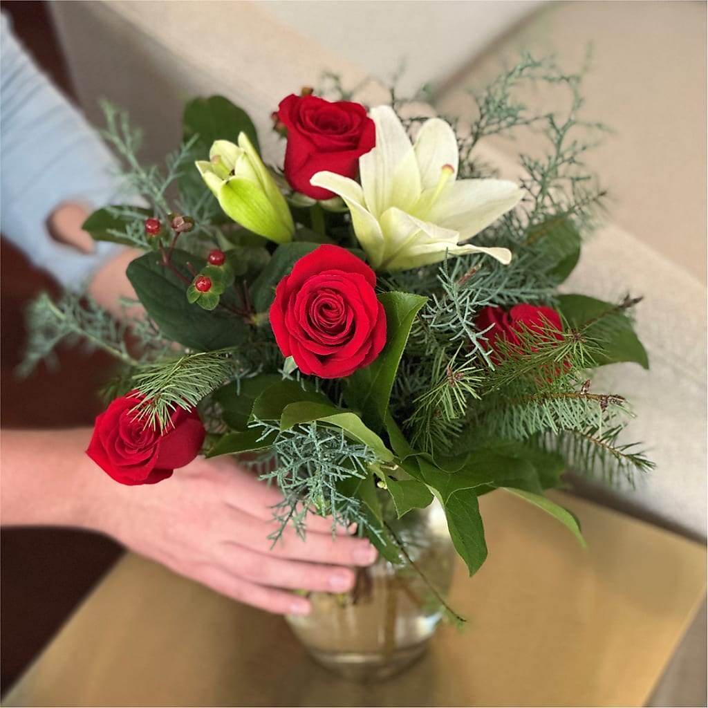 Glittering Lights Bouquet – Roseland Floral Co Inc, Charlotte NC
