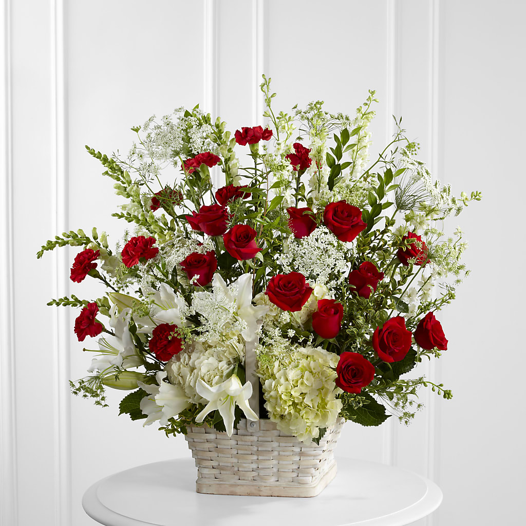 In Loving Memory Arrangement – Roseland Floral Co Inc, Charlotte NC