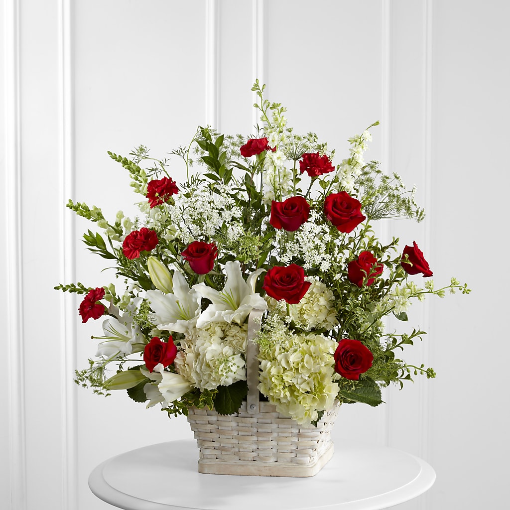 In Loving Memory Arrangement – Roseland Floral Co Inc, Charlotte NC