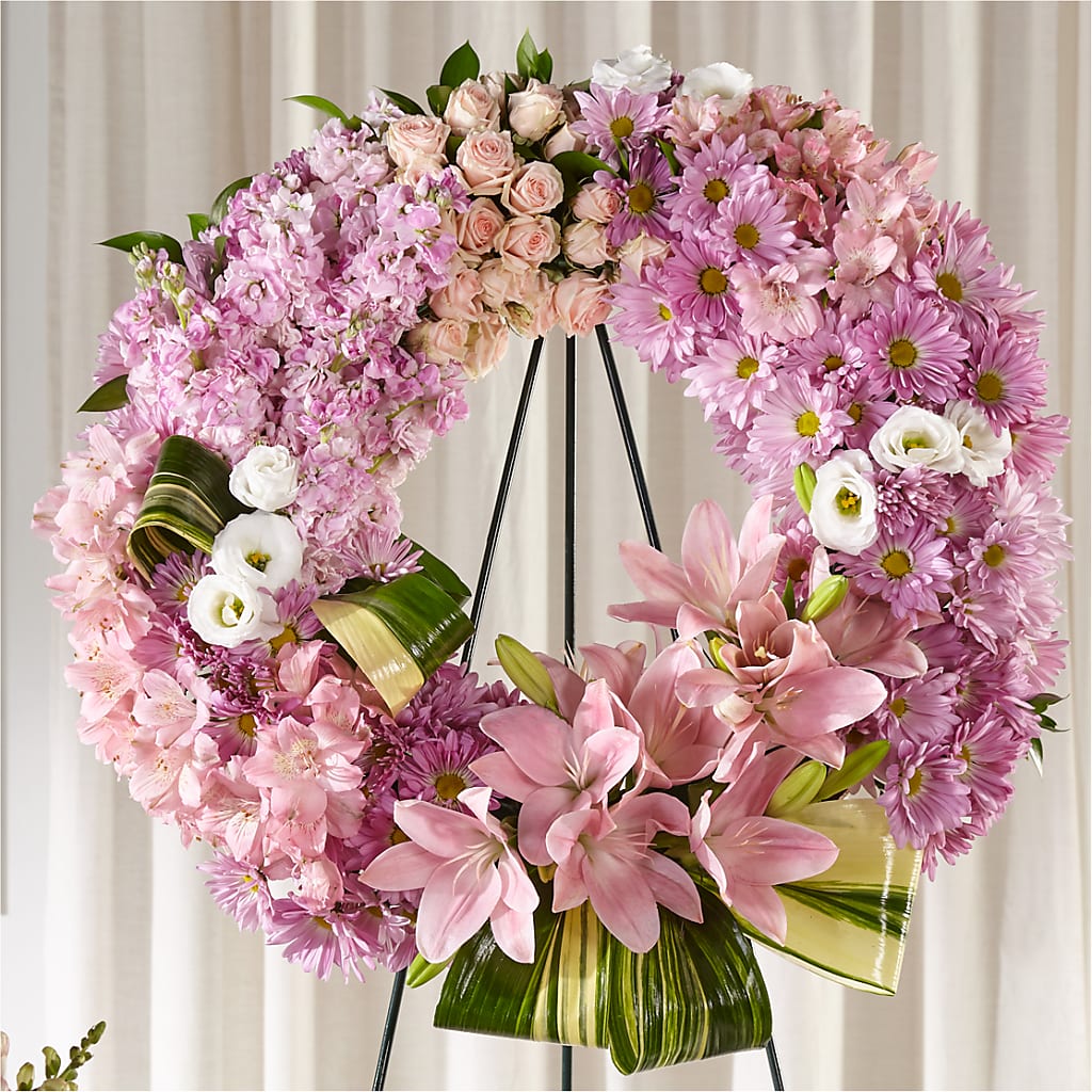 Gift of Warmth Wreath – Roseland Floral Co Inc, Charlotte NC