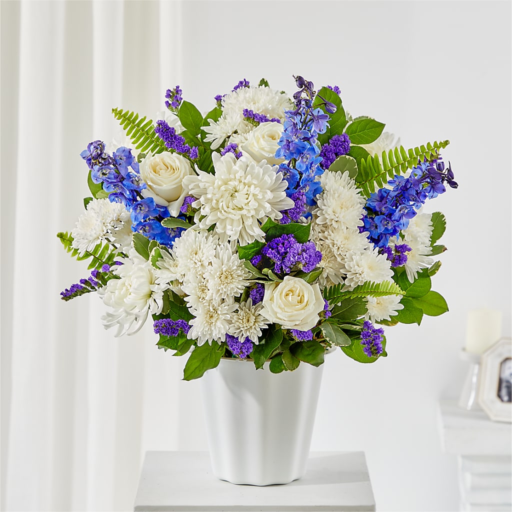 Hold Dear Tabletop Basket – Roseland Floral Co Inc, Charlotte NC