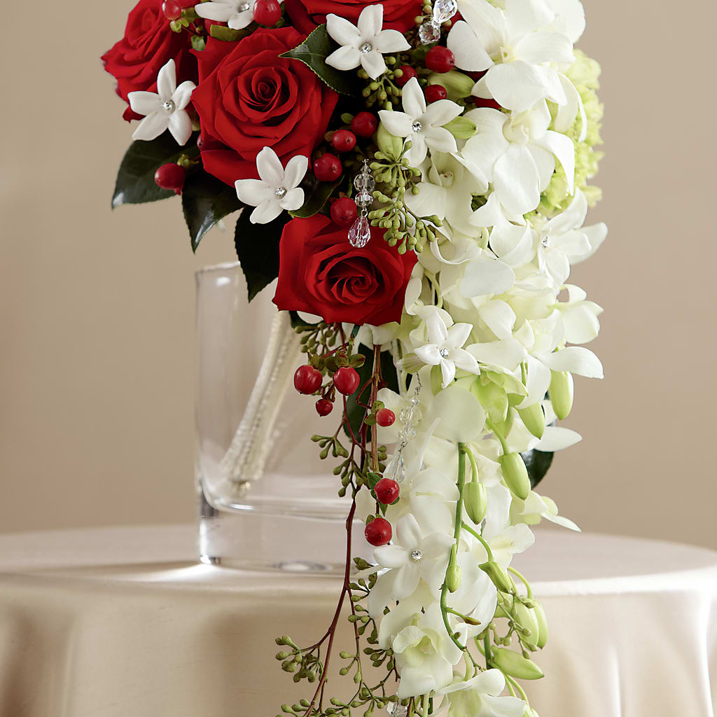 Here Comes the Bride Bouquet – Roseland Floral Co Inc, Charlotte NC