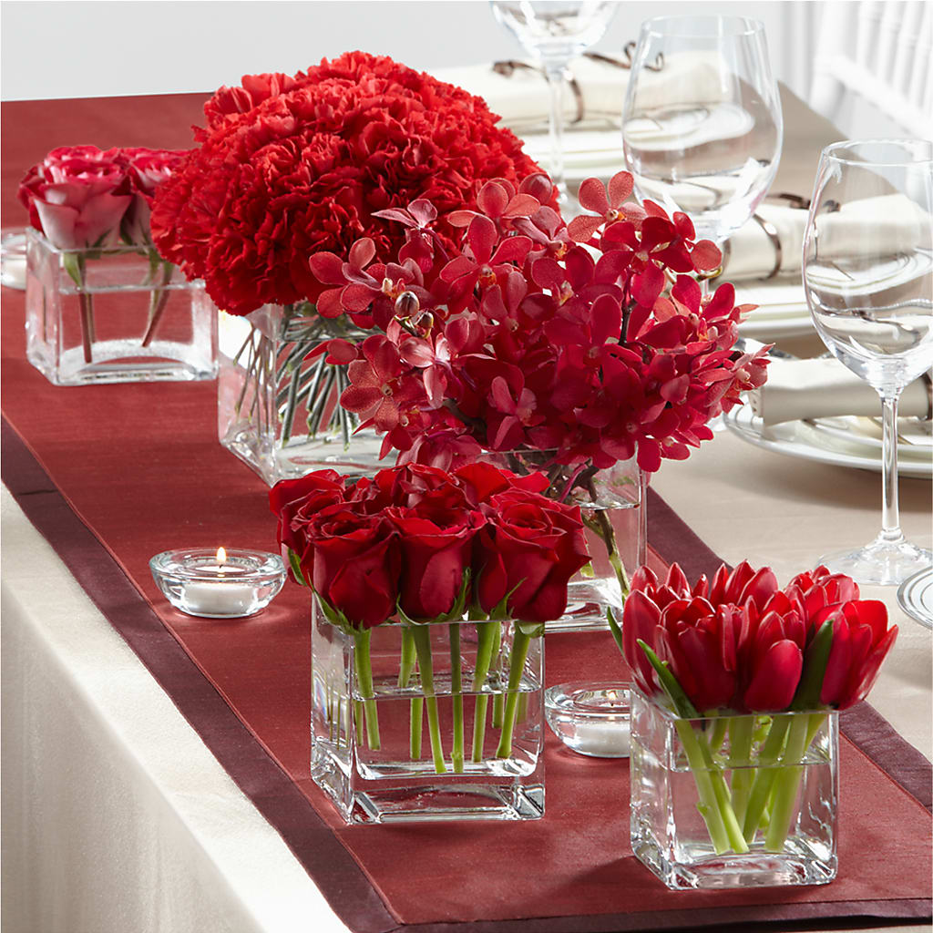 Modern Grace Centerpiece – Roseland Floral Co Inc, Charlotte NC