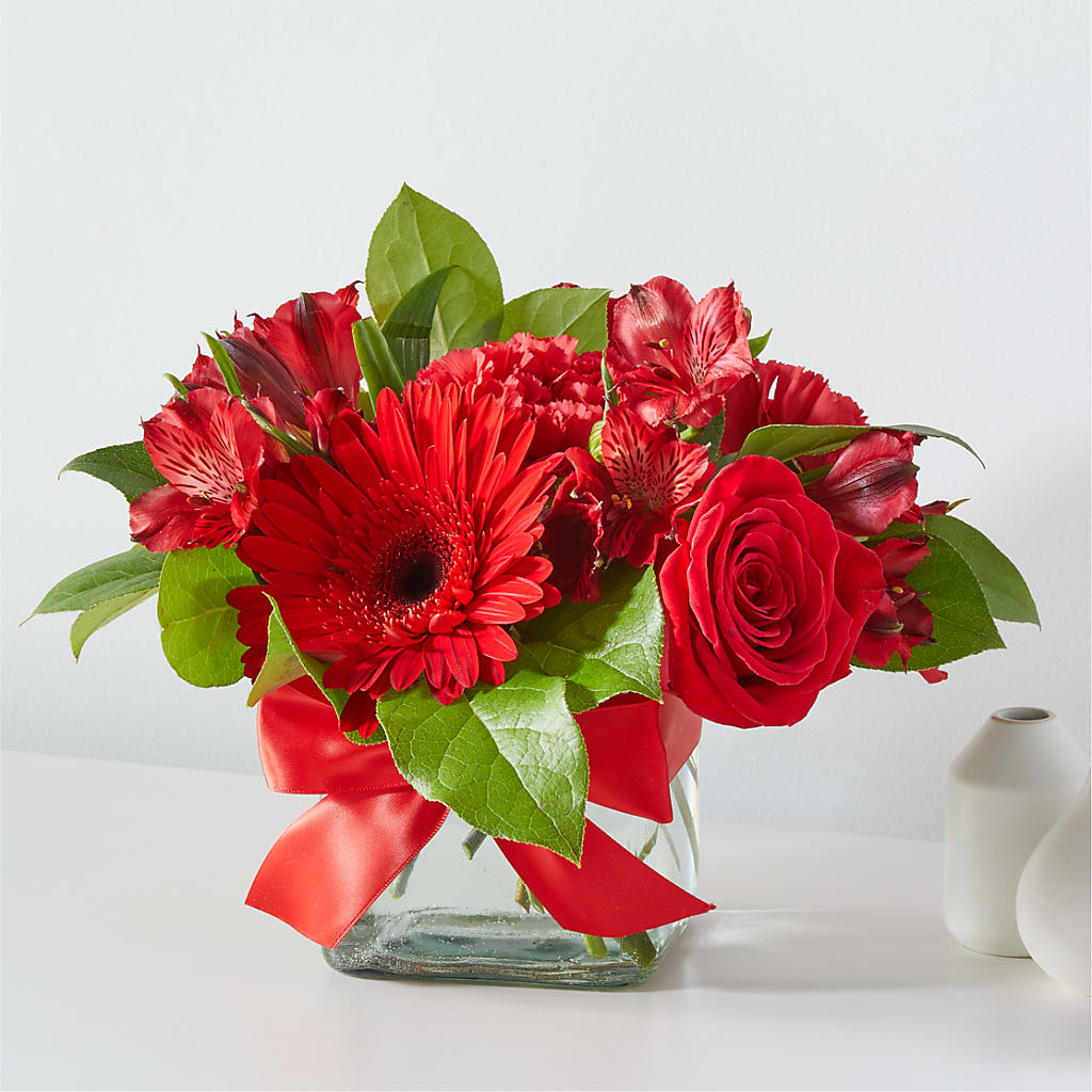Red Hot Bouquet – Roseland Floral Co Inc, Charlotte NC