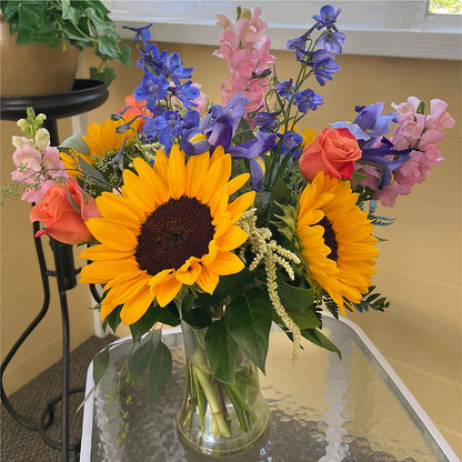 Rays of Life Bouquet –  Roseland Floral Co Inc, Charlotte NC