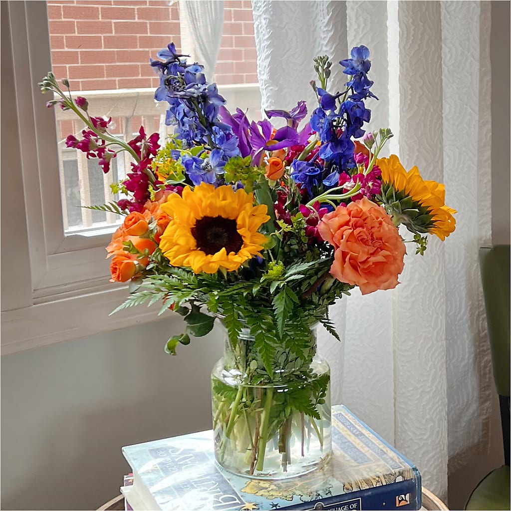 Rays of Life Bouquet –  Roseland Floral Co Inc, Charlotte NC