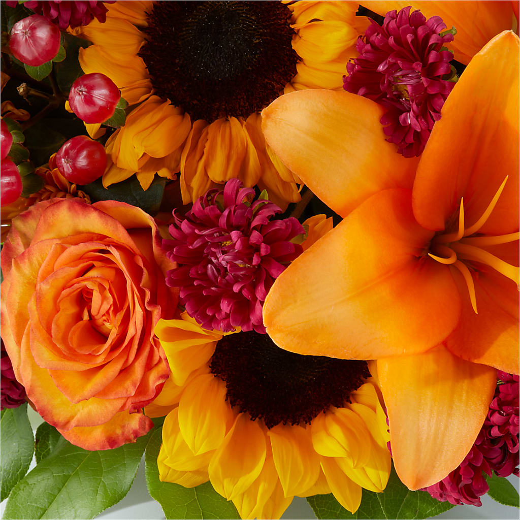 Grateful Centerpiece –  Roseland Floral Co Inc, Charlotte NC