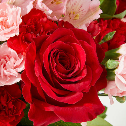 Candy Kisses Bouquet –  Roseland Floral Co Inc, Charlotte NC