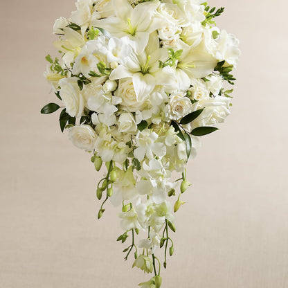 White Wonders Bouquet –  Roseland Floral Co Inc, Charlotte NC